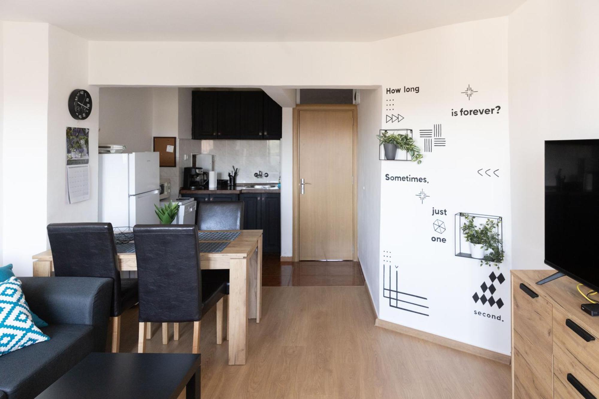Lovely 1Bd Flat Near The Sea Garden By Flat Mаnаger Бургас Екстериор снимка