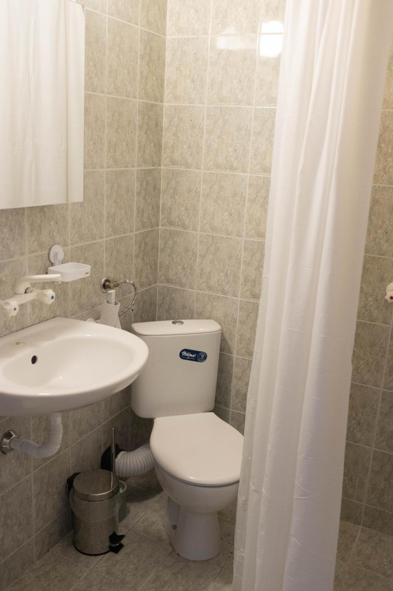 Lovely 1Bd Flat Near The Sea Garden By Flat Mаnаger Бургас Екстериор снимка